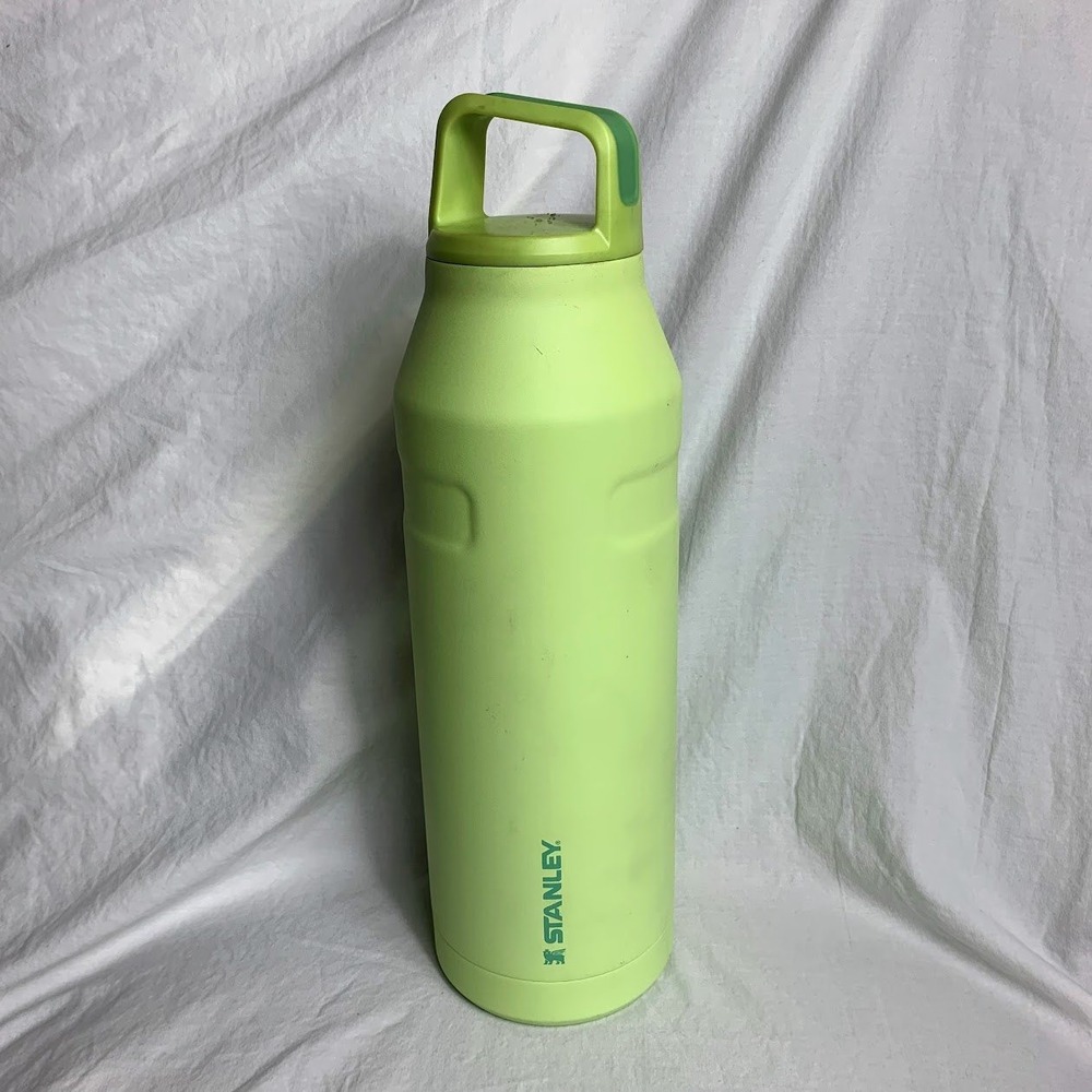 Stanley Aerolight 50oz 1.5L IceFlow‎ Handled Lightweight Insulated Water Bottle - Picture 2 of 7